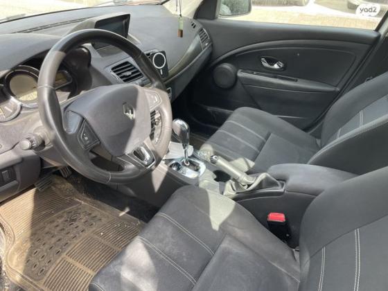 רנו מגאן אסטייט/ גראנד טור Expression אוט' 1.2 (132 כ''ס) בנזין 2016 למכירה בקרית שמונה