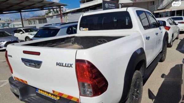 טויוטה היילקס 4X4 4X4 Adventure דאבל קבינה אוט' דיזל 2.8 (204 כ''ס) דיזל 2021 למכירה בנתניה