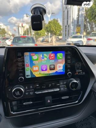 טויוטה היילנדר 4X4 E-Xclusive הייבריד אוט' 7 מק' 2.5 (190 כ''ס) בנזין 2022 למכירה בחולון