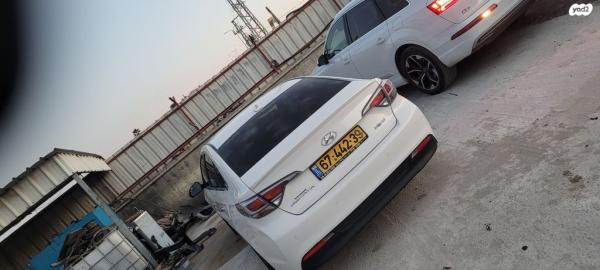 יונדאי סונטה הייבריד Premium הייבריד אוט' 2.0 (154 כ"ס) בנזין 2016 למכירה ברהט