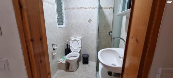 אבא הלל סילבר 3 (נווה אליהו)