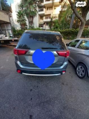 מיצובישי אאוטלנדר Instyle אוט' 7 מק' 2.0 (150 כ"ס) בנזין 2016 למכירה בכפר סבא