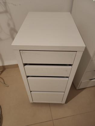 שידת אלכס לבנה של איקאהעומק
