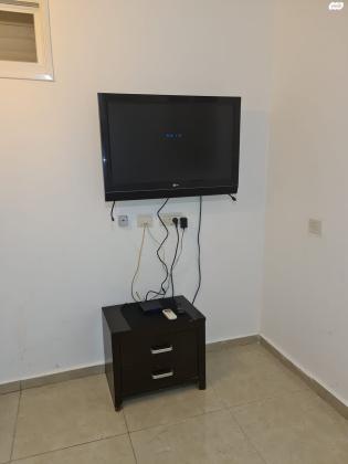 רמב"ם 10 (גבעת כצנלסון, גבעת שרת וקרית עשור)