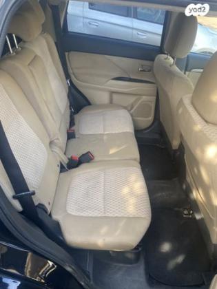 מיצובישי אאוטלנדר Instyle אוט' 7 מק' 2.0 (150 כ"ס) בנזין 2014 למכירה בתל מונד