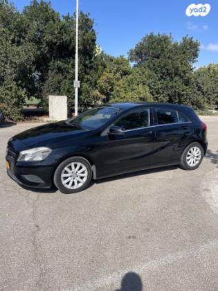 מרצדס A-Class A180 Style סדאן אוט' 1.6 (122 כ''ס) בנזין 2014 למכירה בנתניה