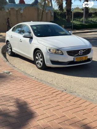 וולוו S60 T4 Kinetic אוט' 1.6 (180 כ''ס) בנזין 2014 למכירה בנתניה