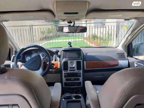 קרייזלר גראנד וויאג'ר Touring אוט' 7 מק' 3.8 (193 כ"ס) בנזין 2009 למכירה בירושלים