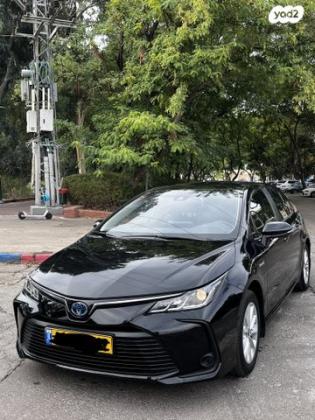 טויוטה קורולה הייבריד Sun סדאן אוט' 1.8 (98 כ''ס) בנזין 2020 למכירה בתל אביב יפו