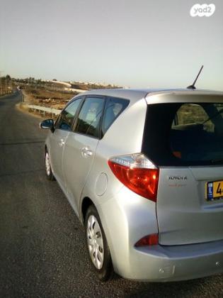 טויוטה ספייס ורסו GLI אוט' 1.3 (99 כ"ס) בנזין 2011 למכירה בבית שמש