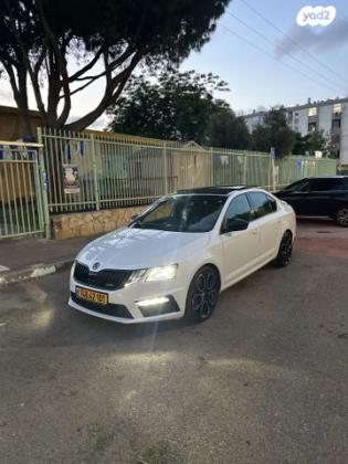 סקודה אוקטביה RS RS אוט' 2.0 (245 כ"ס) בנזין 2019 למכירה בעכו