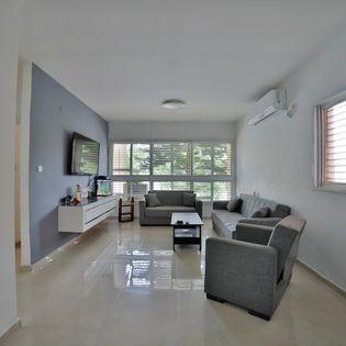 דירה 3 חדרים למכירה בפתח תקווה | הוברמן | שיכון מפ''מ