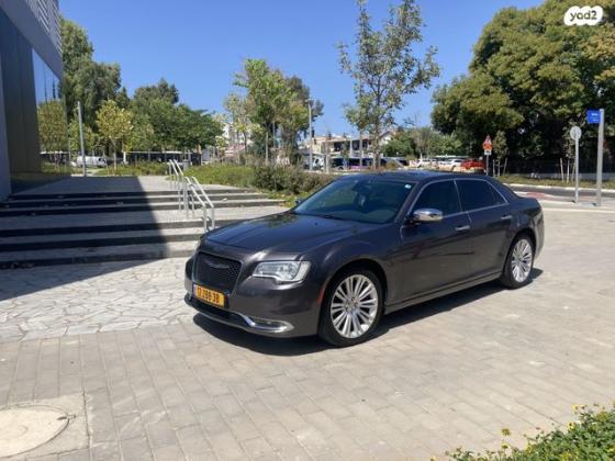 קרייזלר 300C Limited אוט' 3.6 (282 כ"ס) בנזין 2016 למכירה בחולון