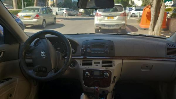 יונדאי סונטה Executive אוט' 2.4 (161 כ''ס) בנזין 2008 למכירה בחיפה