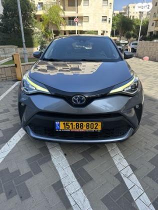 טויוטה C-HR Lounge אוט' 1.8 (98 כ''ס) בנזין 2020 למכירה בחולון