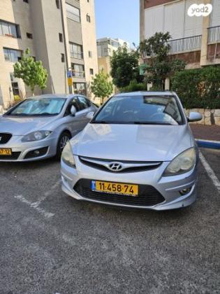 יונדאי i30 Inspire אוט' 1.6 (126 כ''ס) בנזין 2010 למכירה ברמת גן
