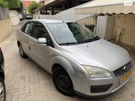 פורד פוקוס Trend סדאן אוט' 1.6 (100 כ''ס) בנזין 2008 למכירה בהרצליה