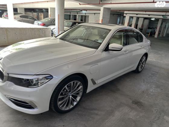 ב.מ.וו סדרה 5 530E IPer Exclusive הייבריד אוט' 2.0 (184 כ''ס) היברידי חשמל / בנזין 2020 למכירה בתל אביב יפו