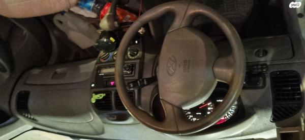 יונדאי אקסנט (עד 2012) Family GL אוט' 5 דל' 1.5 (91 כ''ס) בנזין 2006 למכירה בירושלים