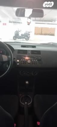 סוזוקי סוויפט GLX אוט' 1.5 (101 כ''ס) בנזין 2010 למכירה בבר גיורא