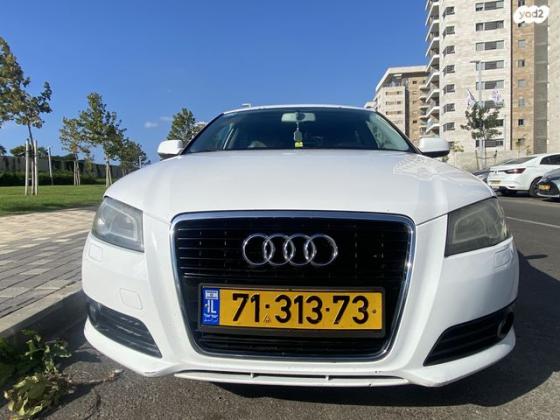 אאודי A3 Sharp אוט' 3 דל' 1.2 (105 כ''ס) בנזין 2011 למכירה בעכו