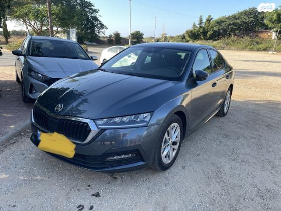 סקודה אוקטביה Ambition אוט' 1.0 (110 כ"ס) בנזין 2021 למכירה בבת חפר