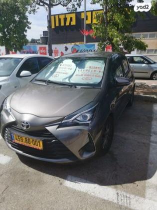 טויוטה יאריס Style אוט' 1.5 (112 כ"ס) בנזין 2019 למכירה בקרית אתא
