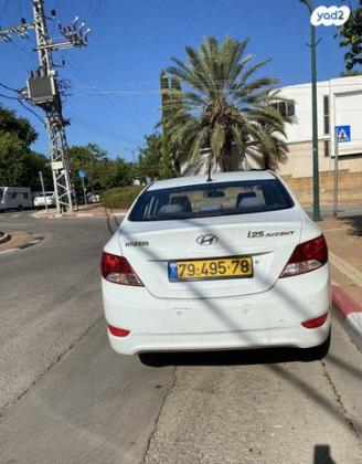 יונדאי i25 Inspire אוט' 1.4 (109 כ''ס) בנזין 2012 למכירה בנתניה