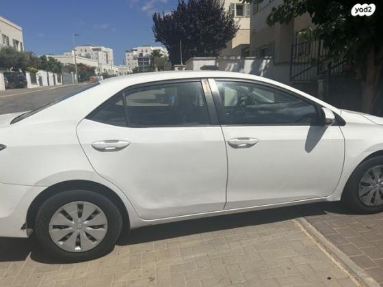טויוטה קורולה Sun אוט' 1.6 (132 כ"ס) בנזין 2016 למכירה בפרדס חנה כרכור