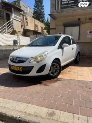 אופל קורסה Essentia ידני 3 דל' 1.2 (85 כ"ס) בנזין 2013 למכירה ברמת גן