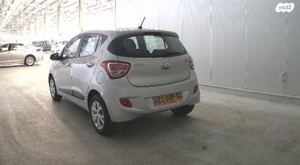 יונדאי i10 Insight ידני 1.0 (66 כ"ס) בנזין 2015 למכירה בגדרה