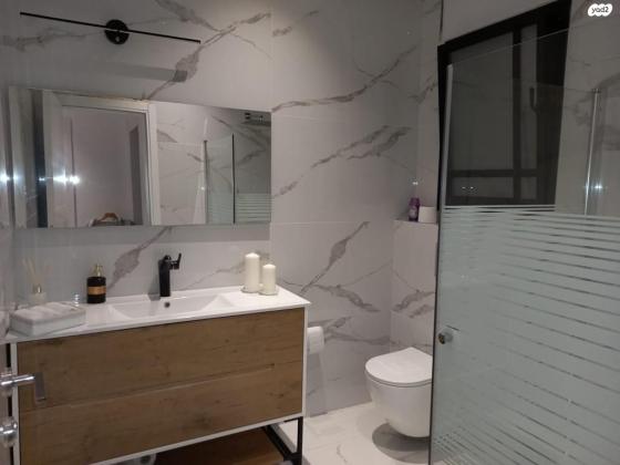 שדרות הצנחנים 9 (נחל בקע)