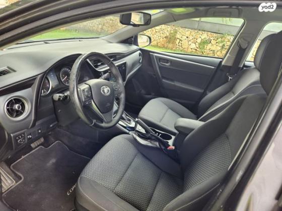 טויוטה קורולה GLI אוט' 1.6 (132 כ''ס) [2016 ואילך] בנזין 2016 למכירה בחדרה