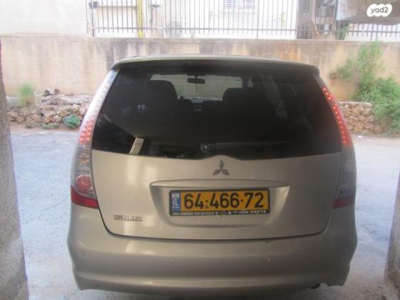 מיצובישי גרנדיס Executive אוט' 2.4 (165 כ"ס) בנזין 2010 למכירה בבני ברק