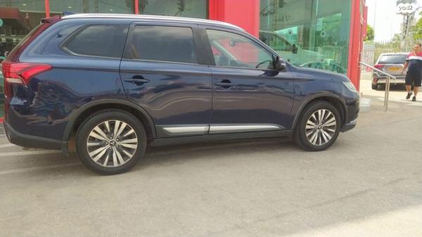 מיצובישי אאוטלנדר Instyle אוט' 7 מק' 2.0 (150 כ"ס) בנזין 2019 למכירה בחדרה