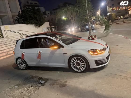 פולקסווגן גולף GTI אוט' 5 דל' 2.0 (220 כ''ס) בנזין 2016 למכירה בקלנסווה