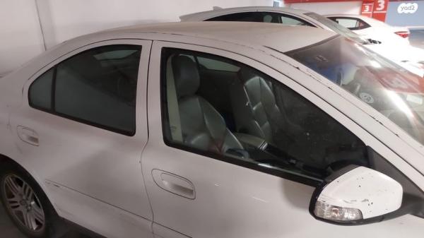 וולוו S60 אוט' 2.4 (140 כ''ס) בנזין 2010 למכירה בנתניה