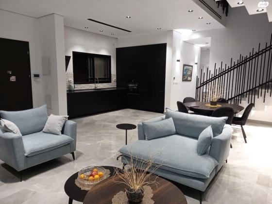 שדרות הצנחנים 9 (נחל בקע)