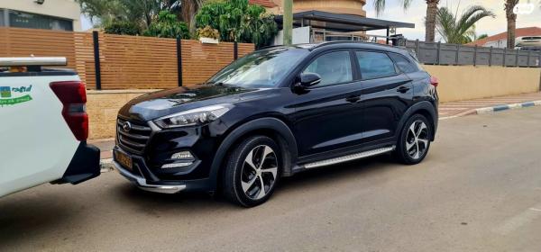 יונדאי טוסון Supreme אוט' בנזין 2.0 (155 כ''ס) בנזין 2016 למכירה בבית הגדי