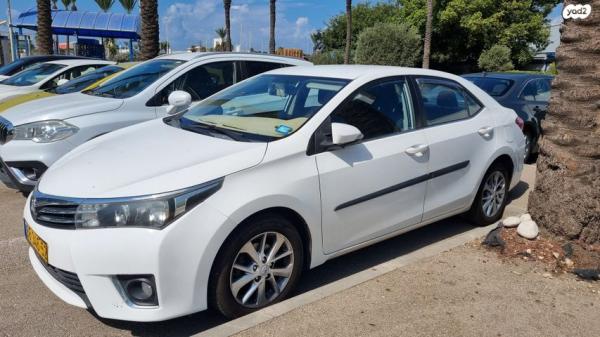 טויוטה קורולה GLI-FL אוט' 1.6 (132 כ''ס) [2013-2016] בנזין 2014 למכירה בנהריה