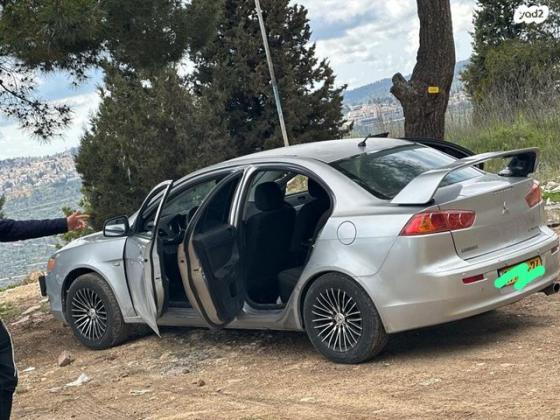 מיצובישי לנסר הדור החדש Invite אוט' 1.5 (109 כ''ס) בנזין 2011 למכירה בירושלים