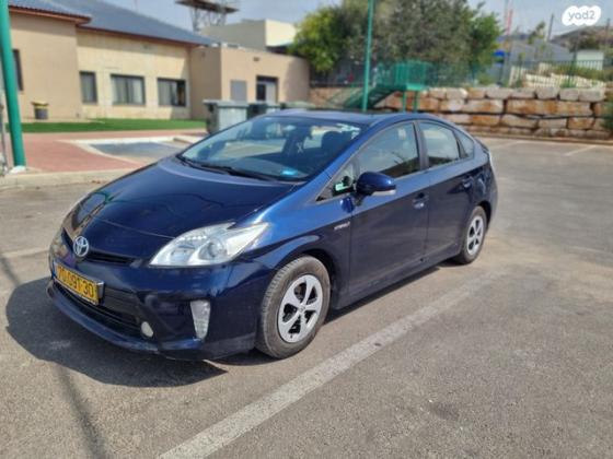 טויוטה פריוס GLI הייבריד אוט' 1.8 (99 כ"ס) בנזין 2014 למכירה באבני חפץ