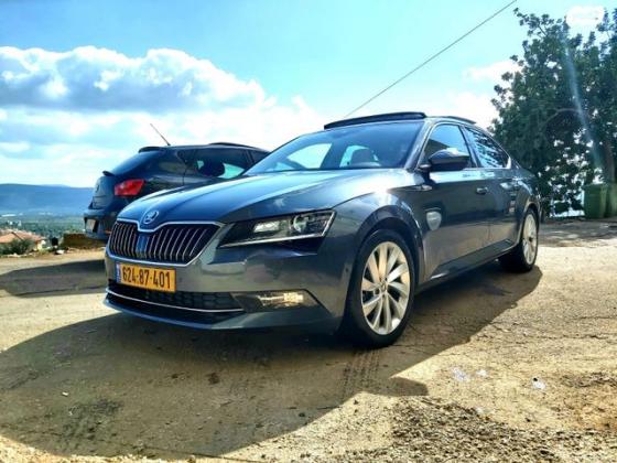 סקודה סופרב (עד 2019) Exclusive אוט' 1.8 (180 כ"ס) בנזין 2018 למכירה במגאר