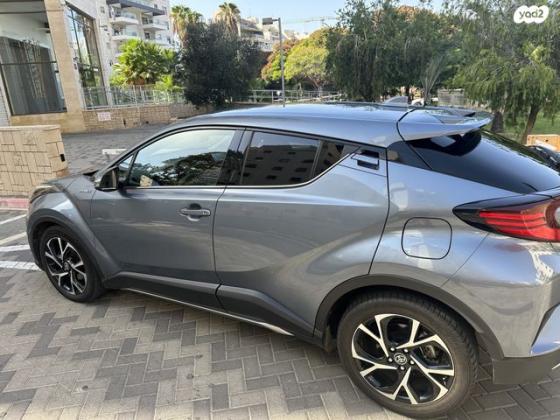 טויוטה C-HR Lounge אוט' 1.8 (98 כ''ס) בנזין 2020 למכירה בחולון