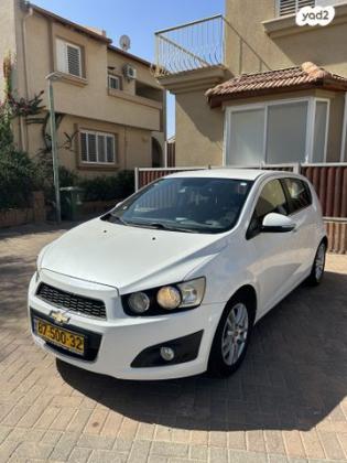 שברולט סוניק LTZ הצ'בק אוט' 1.6 (116 כ"ס) בנזין 2015 למכירה בראשון לציון