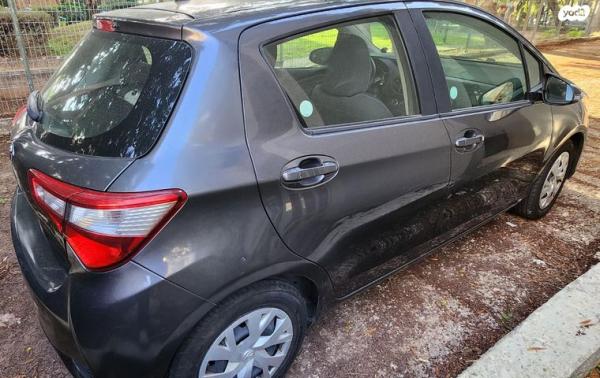 טויוטה יאריס Sol אוט' 1.5 (112 כ"ס) בנזין 2019 למכירה בפתח תקווה