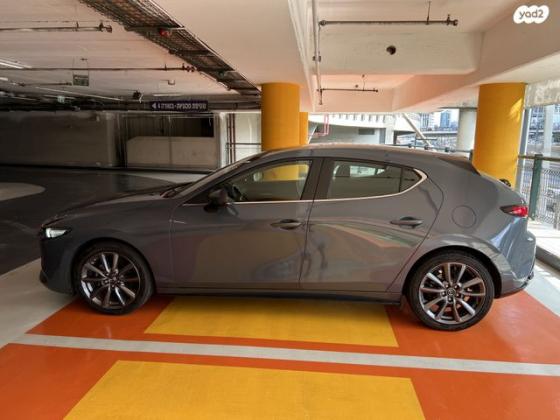 מאזדה i Spirit הצ'בק אוט' 2.0 (165 כ''ס) בנזין 2021 למכירה בתל אביב יפו