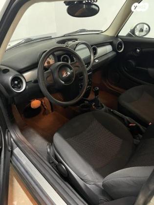 מיני ONE Salt אוט' 3 דל' 1.6 (98 כ"ס) בנזין 2012 למכירה ברמת גן