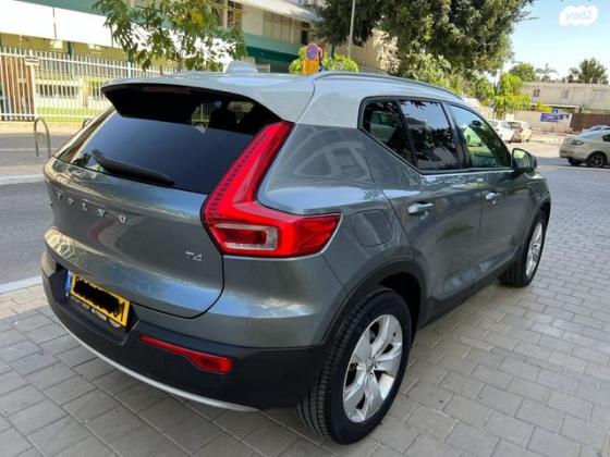 וולוו XC40 T4 Momentum Plus אוט' 2.0 (190 כ''ס) בנזין 2018 למכירה בקרית אונו