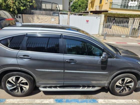 הונדה CR-V 4X4 Executive אוט' 2.0 (155 כ"ס) בנזין 2016 למכירה בבת ים